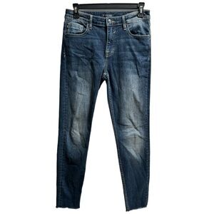 Vigoss Marley Super Skinny Mid-Rise Jeans, size 28/27 Raw‎ Hem